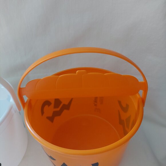 2022 McDonalds Halloween Happy Meal Boo Buckets McBoo Ghost McPunk'n w/Stickers - Picture 6 of 6